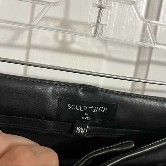 NYDJ Sculpt-Her Faux Leather Marilyn Straight Pants Black Plus Size 18 W Wide I2 - Picture 4 of 11